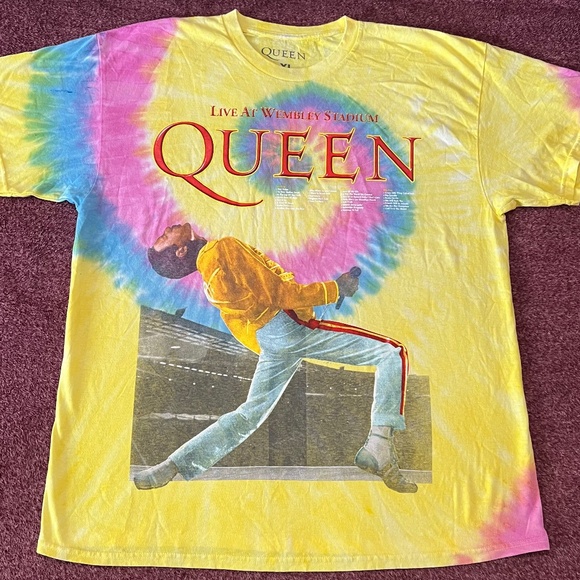 QUEEN LIVE AT THE WEMBLEY STADIUM TYE DYE PREMIUM T SHIRT SIZE XL - Picture 1 of 5